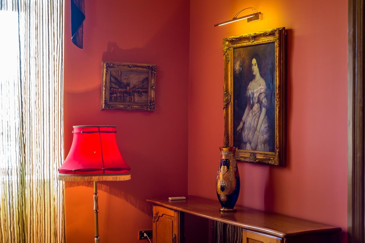 Royal Suite Apartment on Nizami Street Bakoe Buitenkant foto